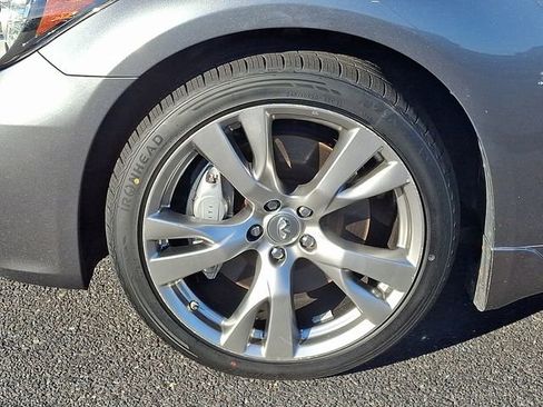 Used 2017 INFINITI Q70 L 3.7 image 8