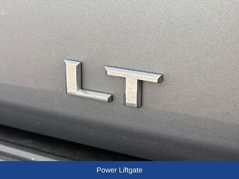 Certified 2022 Chevrolet Tahoe LT w/ LT Signature Plus Package AWD/4WD image 33