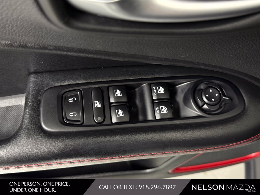 Used 2020 Jeep Compass Trailhawk AWD/4WD image 21