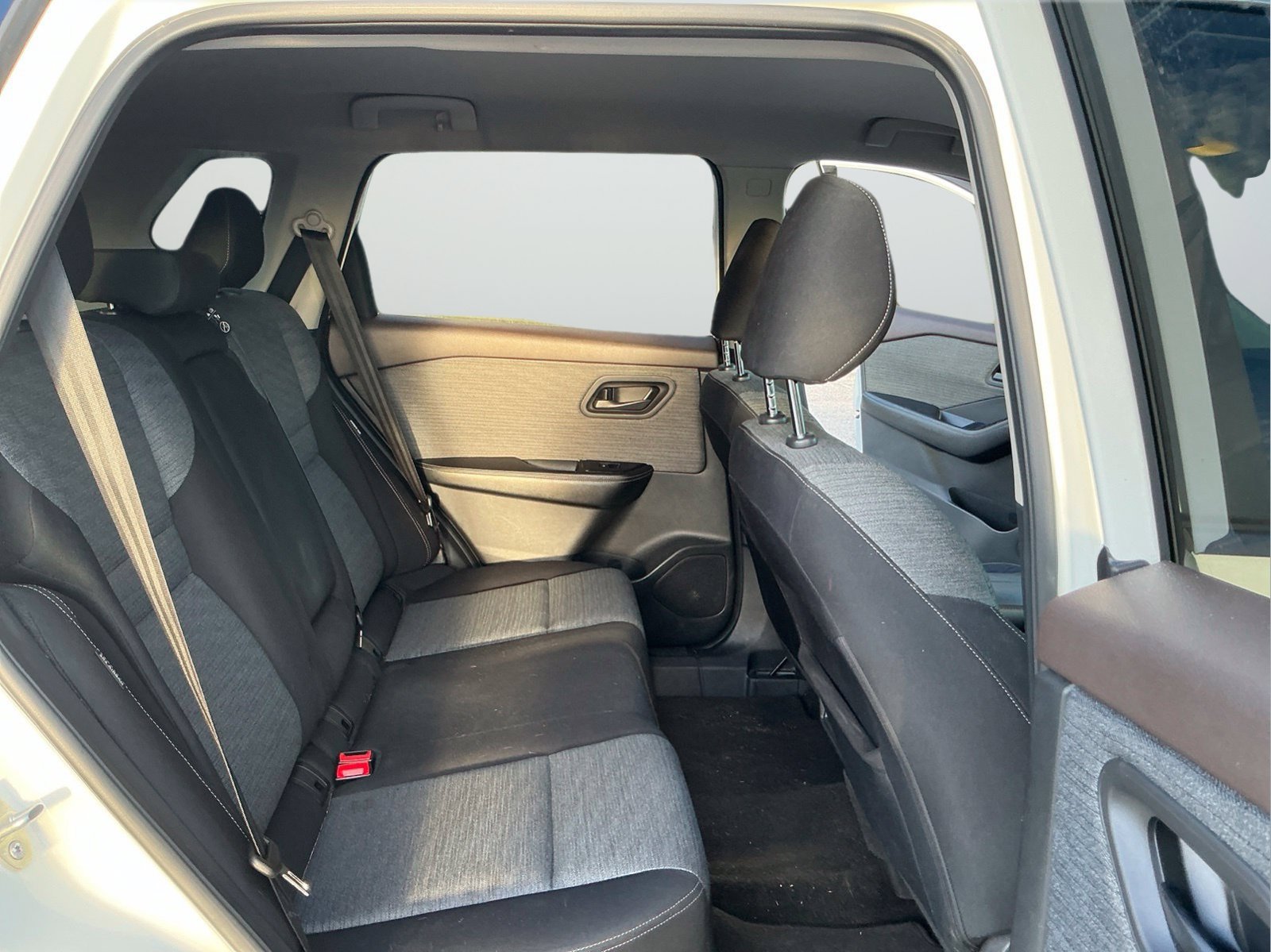 Certified 2021 Nissan Rogue S FWD image 13