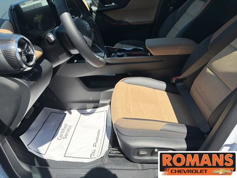 New 2026 Chevrolet Equinox ACTIV w/ Convenience Package III AWD/4WD image 11