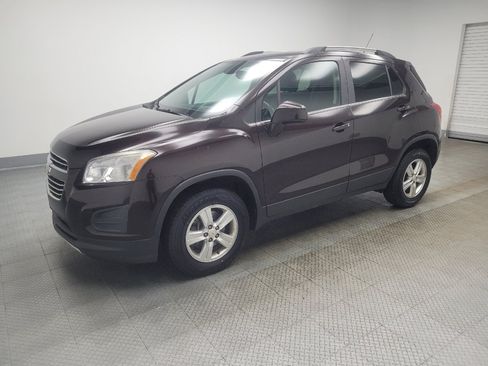 Used 2015 Chevrolet Trax LT w/ LT Plus Package AWD/4WD image 2