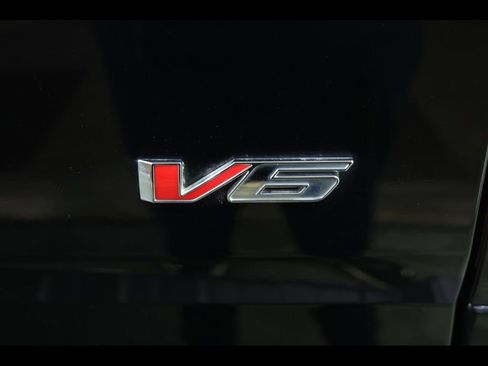 Used 2022 Chevrolet Colorado W/T w/ WT Convenience Package image 11