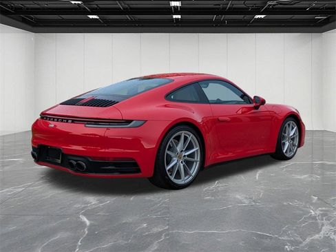 Used 2024 Porsche 911 Carrera w/ Premium Package image 10
