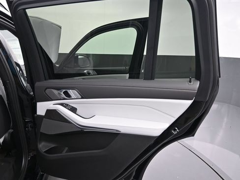 New 2027 BMW X7 xDrive40i AWD/4WD image 23