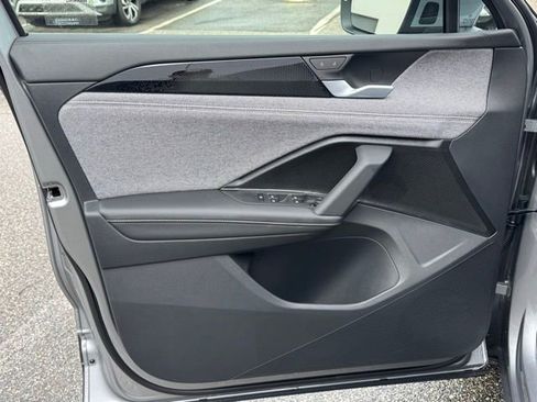 New 2025 Volkswagen Tiguan S AWD/4WD image 30