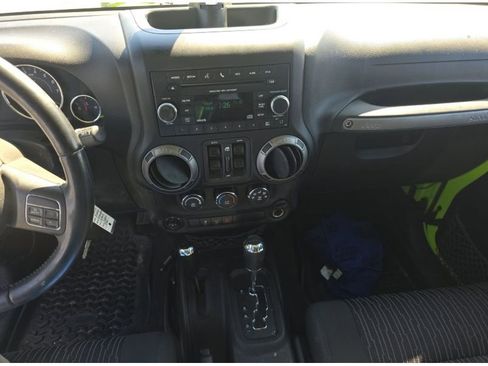 Used 2012 Jeep Wrangler Unlimited Sport image 12