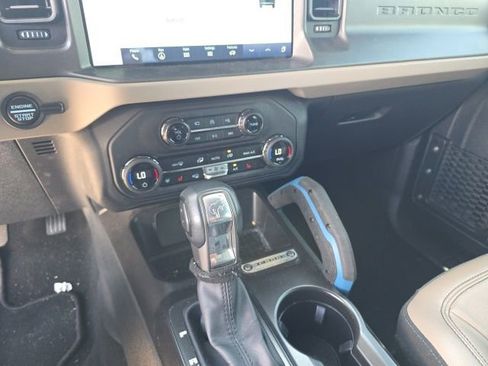 Used 2024 Ford Bronco Wildtrak AWD/4WD image 11