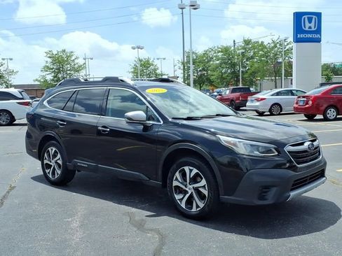 Used 2022 Subaru Outback Touring XT AWD/4WD image 3