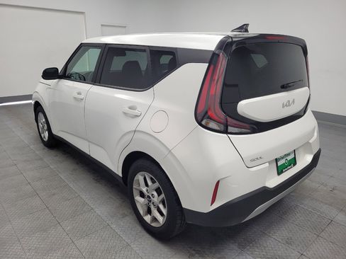 Used 2023 Kia Soul LX w/ LX Technology Package image 5