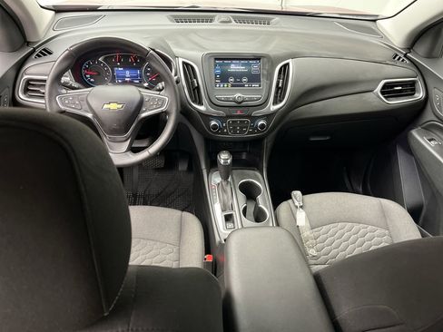 Used 2019 Chevrolet Equinox LT image 16