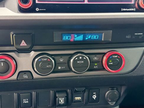 Used 2023 Toyota Tacoma TRD Sport AWD/4WD image 15