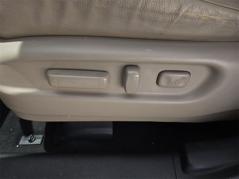 Used 2021 Honda Pilot Touring image 28