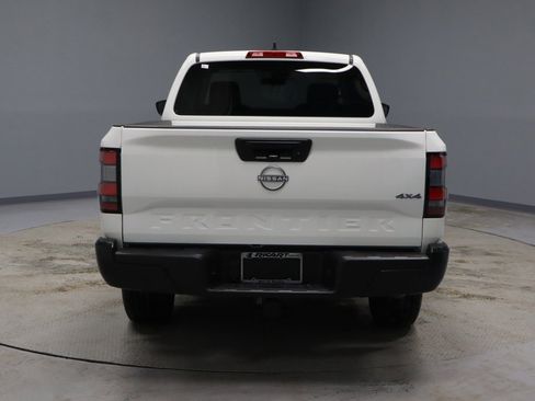 Used 2025 Nissan Frontier S image 9