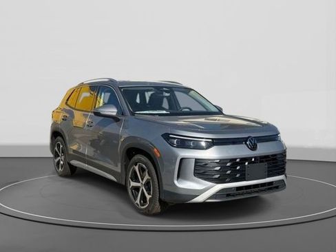 New 2026 Volkswagen Jetta SE image 1