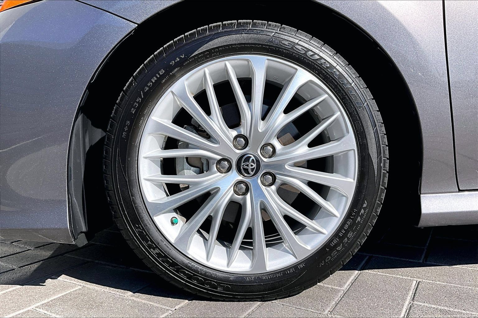 Used 2019 Toyota Camry XLE w/ Driver Assist Package FWD image 8