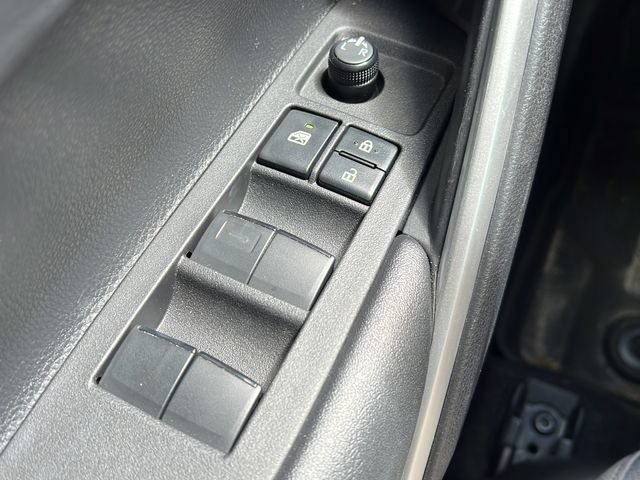 Used 2024 Toyota Corolla Cross AWD Hybrid image 18