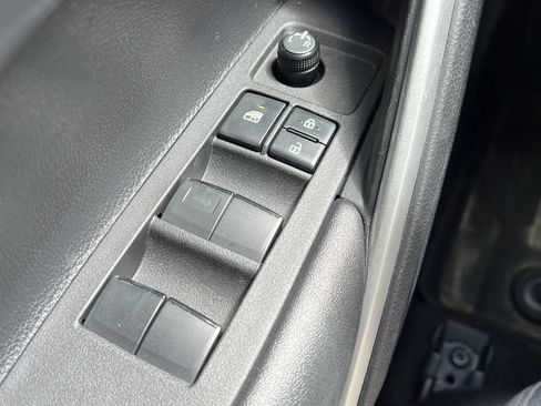 Used 2024 Toyota Corolla Cross AWD Hybrid image 18