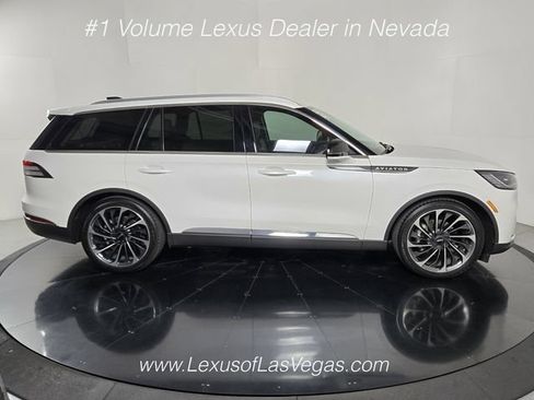 Used 2026 Lincoln Aviator Reserve AWD/4WD image 7