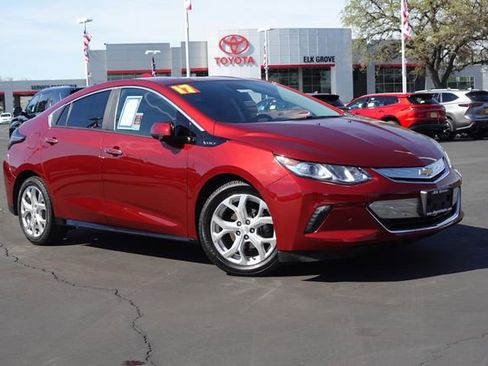 Used 2017 Chevrolet Volt Premier w/ Driver Confidence Package image 6