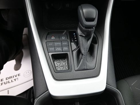 Used 2023 Toyota RAV4 XLE w/ Convenience Package image 22