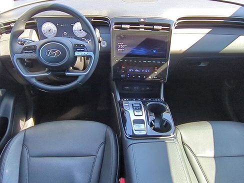 Certified 2023 Hyundai Tucson Limited image 17