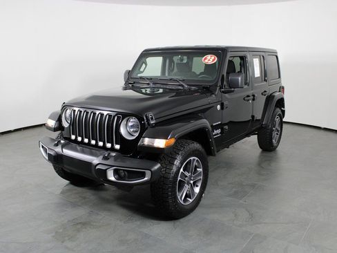 Used 2023 Jeep Wrangler Sahara image 2