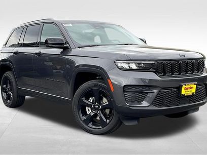 New 2025 Jeep Grand Cherokee Laredo
