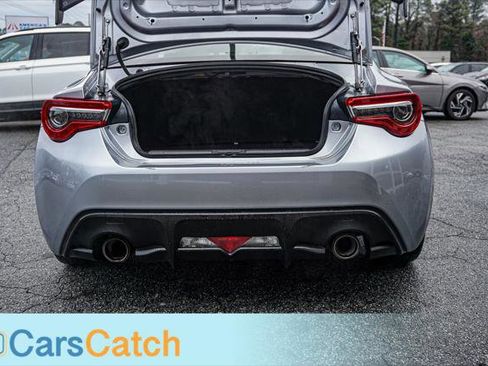 Used 2018 Toyota 86 image 34