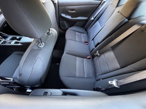 New 2025 Nissan Sentra SR image 18