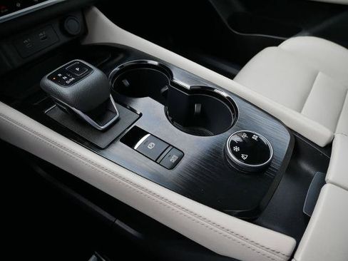 Certified 2023 Nissan Rogue SL w/ SL Premium Package image 25