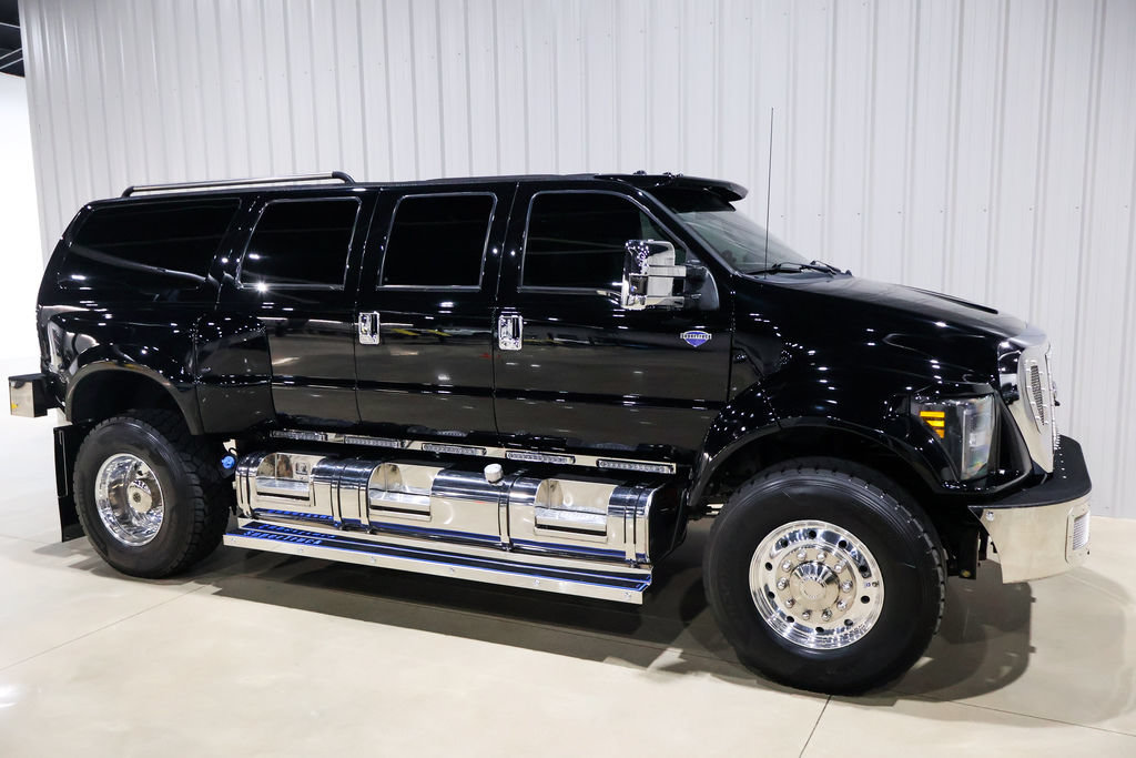 Used 2015 Ford F650 2WD Crew Cab Super Duty image 83