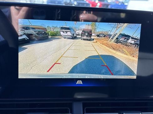 New 2026 Chevrolet Trax ACTIV w/ Driver Confidence Package image 15