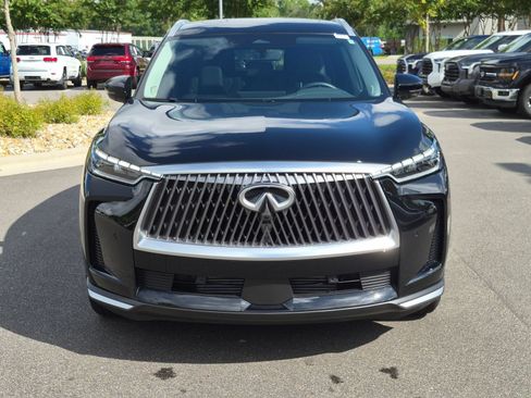 Used 2026 INFINITI QX60 Luxe w/ Cargo Package FWD image 8