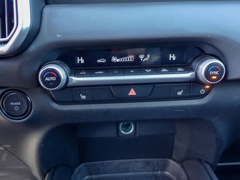 Certified 2025 MAZDA CX-50 2.5 Hybrid w/ Preferred Pkg image 18