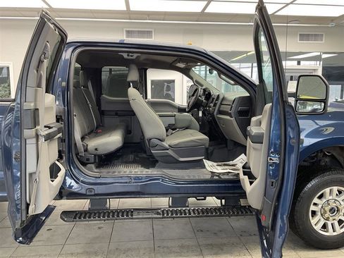 Used 2019 Ford F250 XL w/ STX Appearance Package image 20
