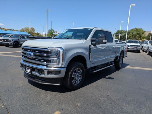 Certified 2025 Ford F250 Lariat AWD/4WD image 10