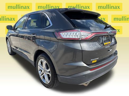 Used 2018 Ford Edge Titanium FWD image 9