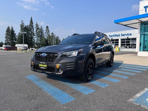 Used 2023 Subaru Outback Wilderness AWD/4WD image 3