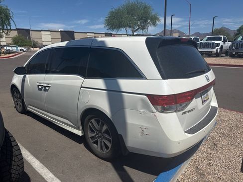 Used 2015 Honda Odyssey Touring image 12