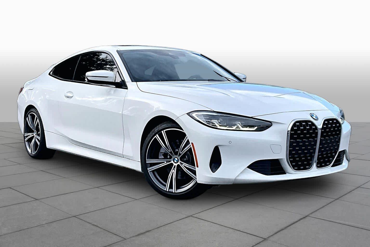 Used 2021 BMW 430i Coupe w/ Convenience Package RWD image 3