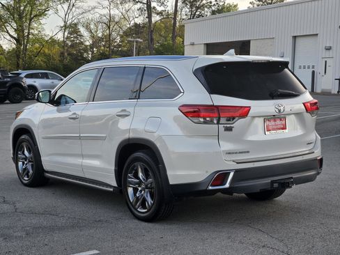 Used 2017 Toyota Highlander Limited Platinum image 6