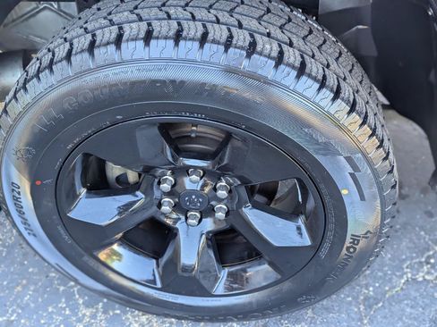 Used 2019 RAM 1500 Big Horn AWD/4WD image 37