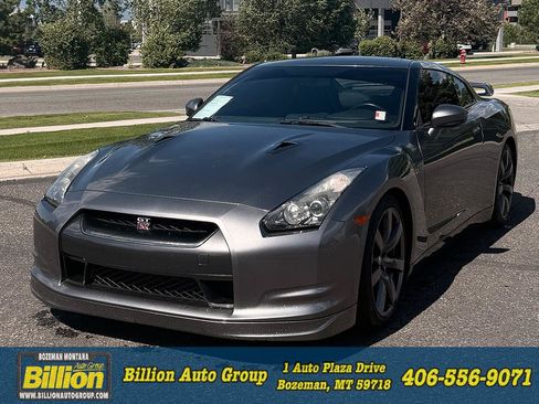 Used 2009 Nissan GT-R Premium AWD/4WD image 1