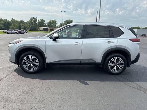 Used 2023 Nissan Rogue SV w/ SV Premium B Package AWD/4WD image 6