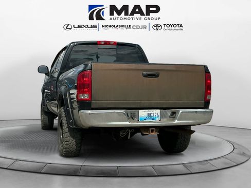 Used 2006 Dodge Ram 2500 Truck SLT image 3
