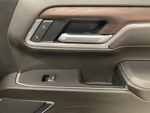 Used 2025 GMC Sierra 1500 SLT image 20