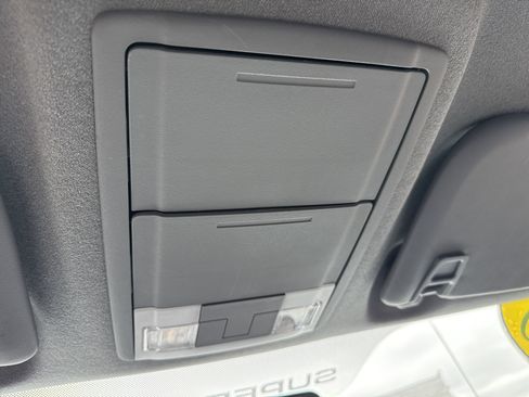 Used 2015 Ford F250 XL w/ Power Equipment Group AWD/4WD image 21