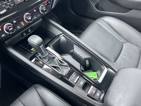 Certified 2025 Honda Accord Touring image 27