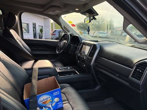 Used 2020 Ford Expedition Platinum AWD/4WD image 11